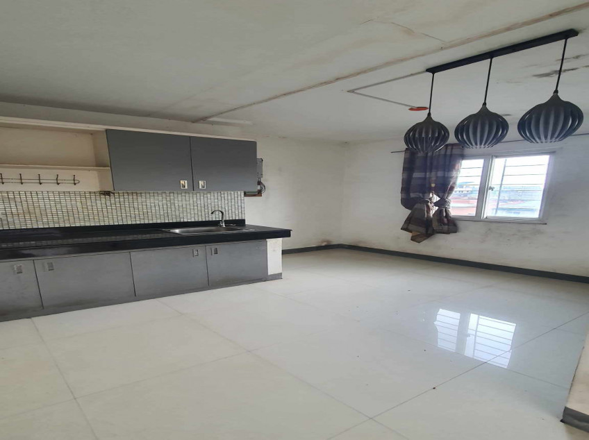 3STOREY 7BEDROOM HOUSE & LOT FOR SALE in Brgy Wawa, Taguig City