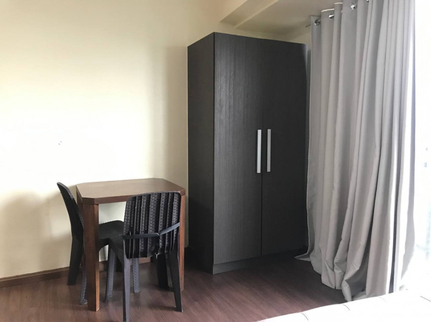 Condo Unit At Knightsbridge Residences Makati For Rent